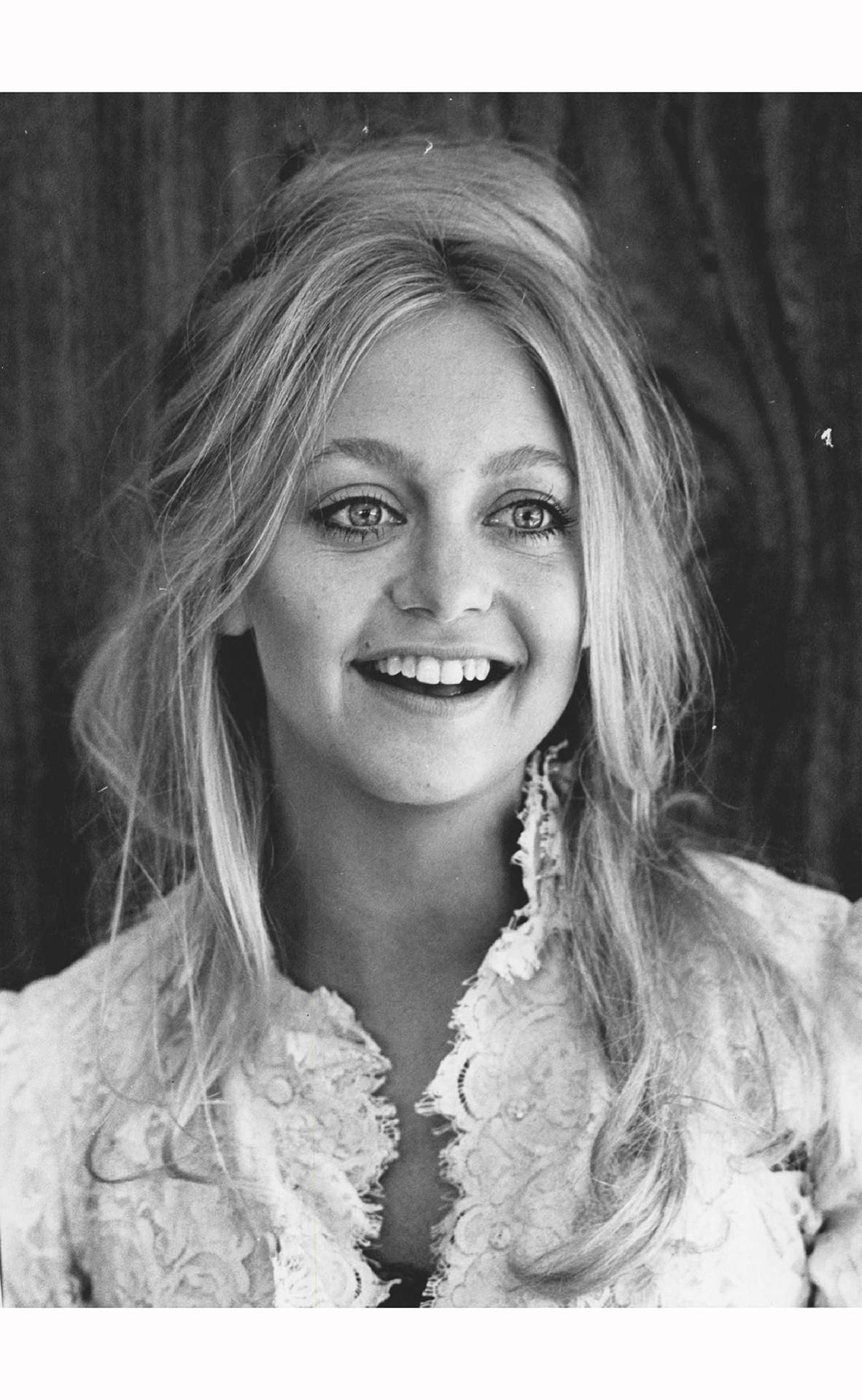Goldie Hawn Black And White Wallpaper