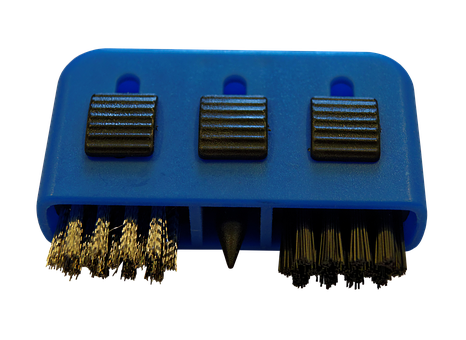 Golf Cleat Wrenchand Brushes PNG