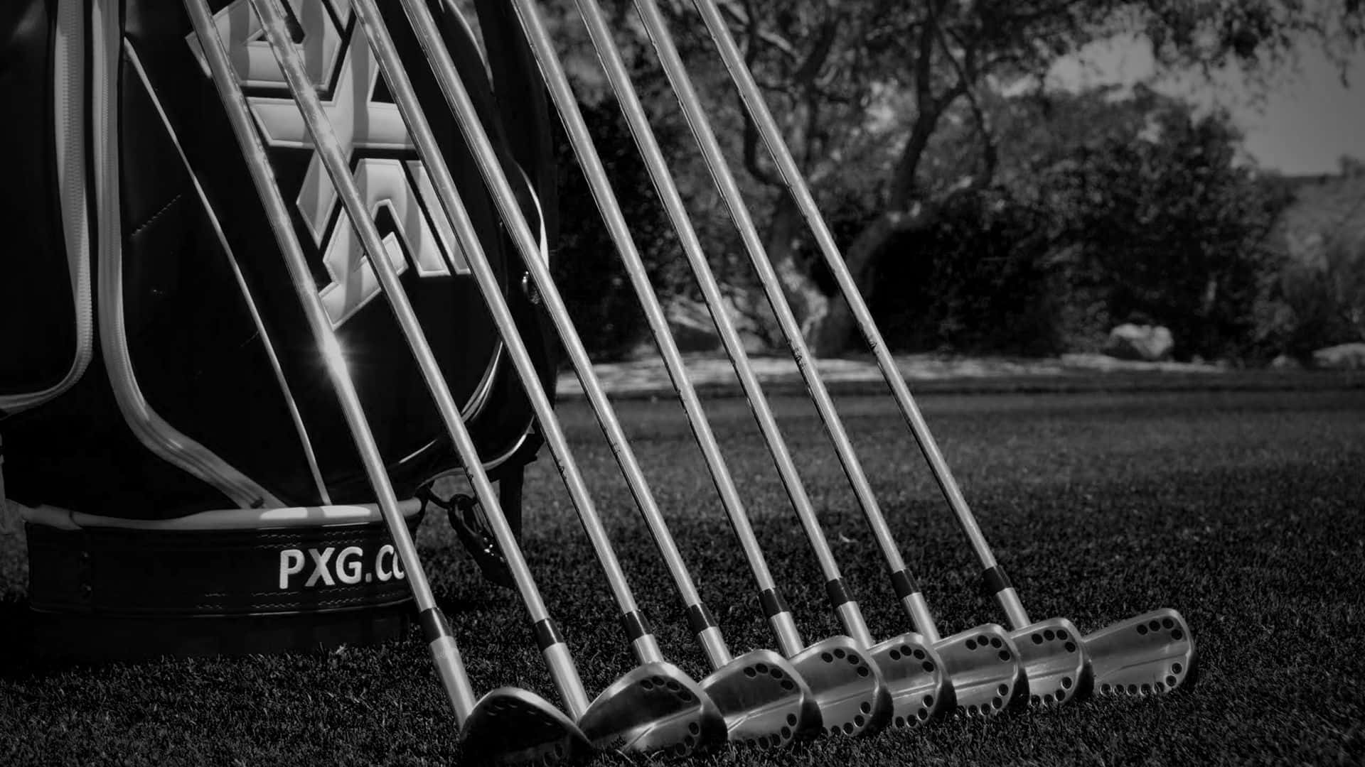 Download Mastering the Art of Golf With a Top Quality Club | Wallpapers.com