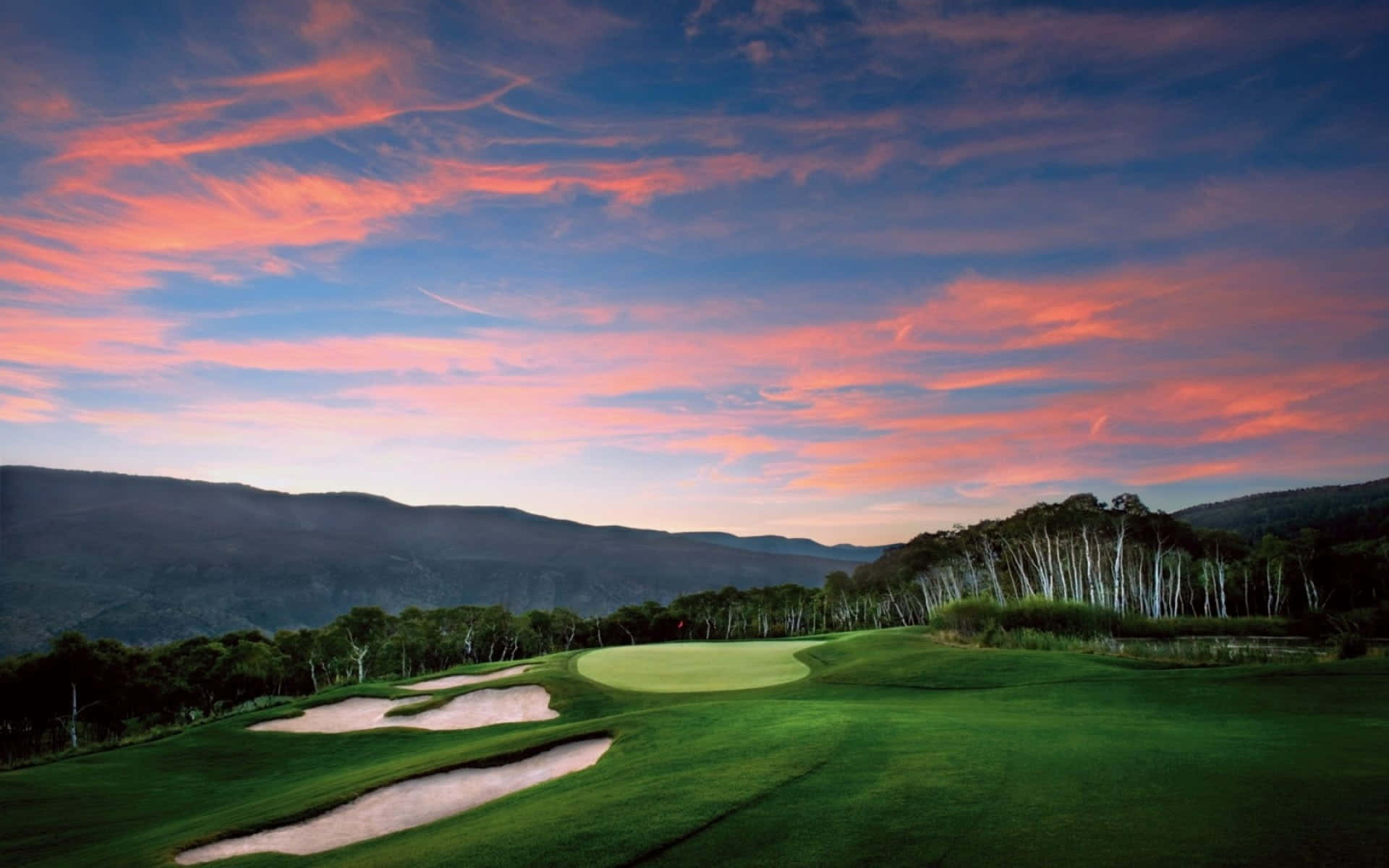 Experience a peaceful and incredible game of golf in the most luxuriant of settings