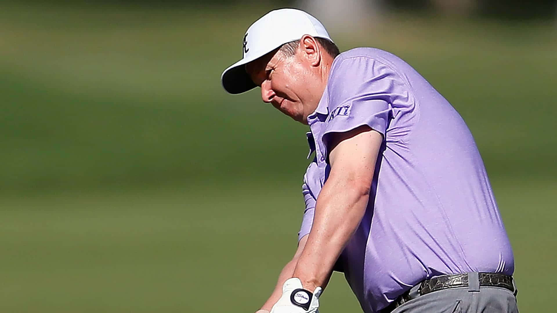 Golfer Jj Henry In Purple Shirt Wallpaper
