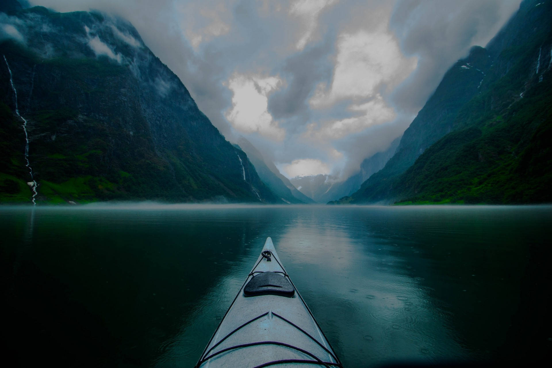 GoPro Kayaking Photo Wallpaper