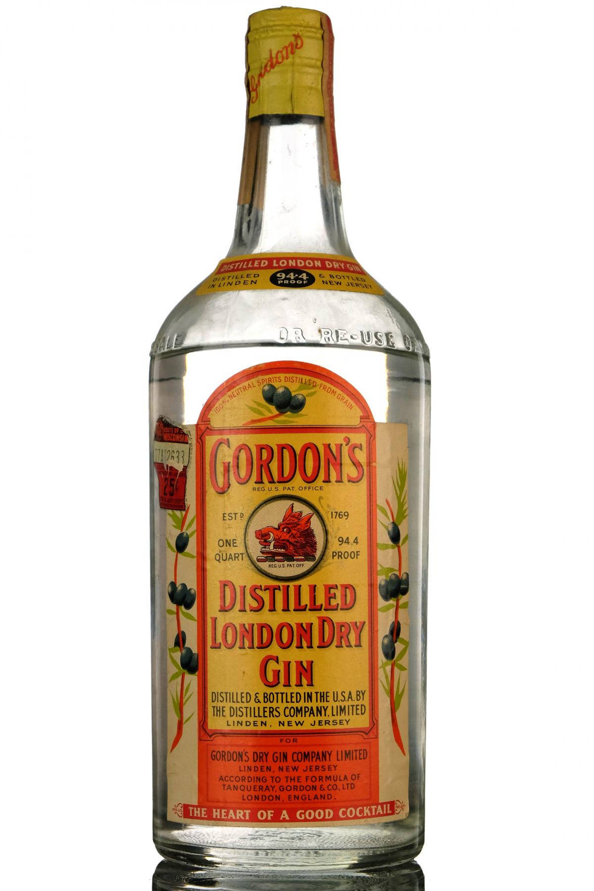 Gordon's London Dry Gin Vintage Wallpaper