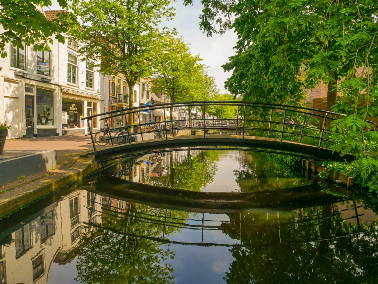 Gouda Netherlands Canal Bridge Reflection Wallpaper