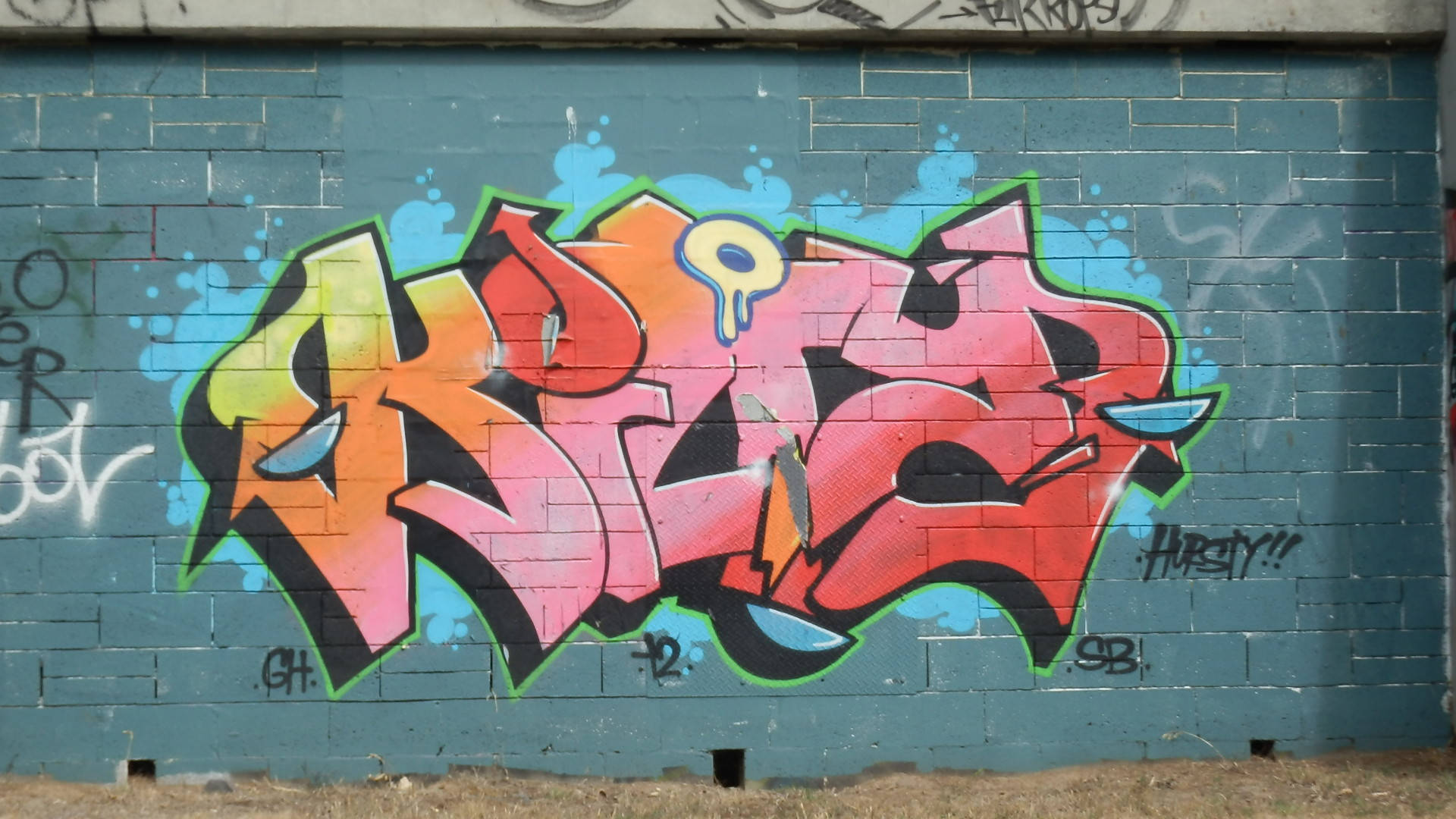 Gradient Graffiti Urban Art Wallpaper
