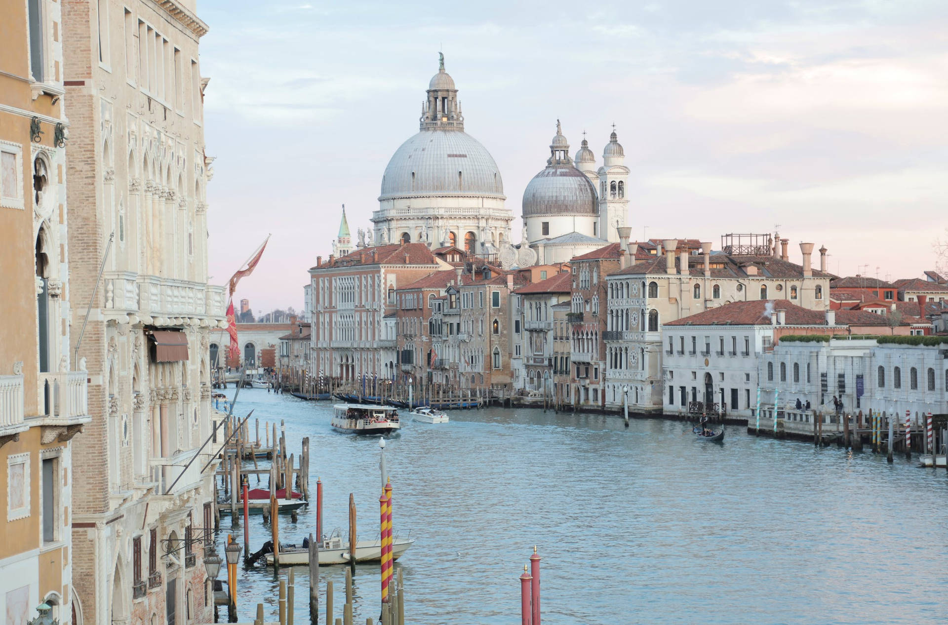 Grand Canal Morning City Wallpaper