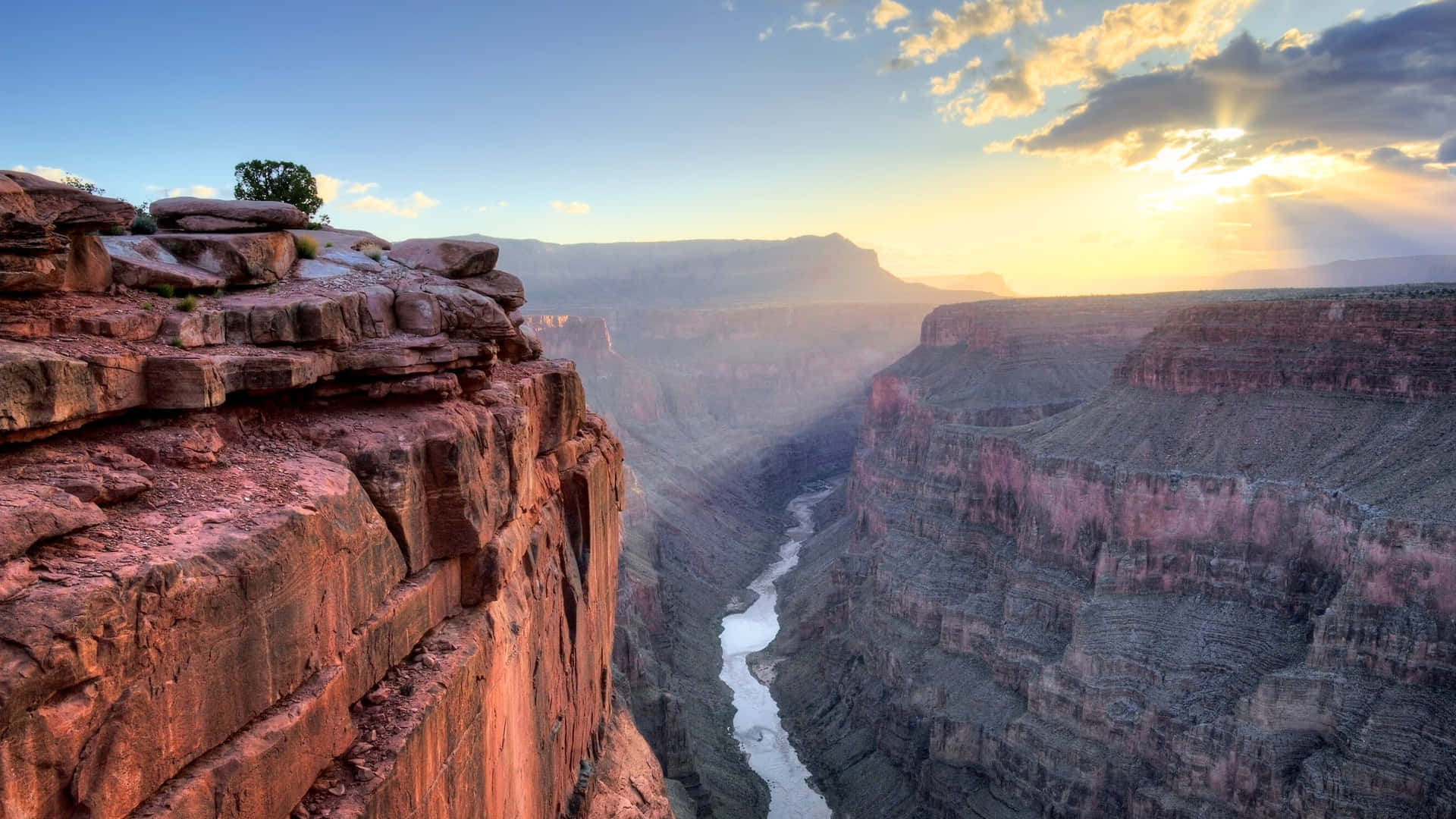 Enepisk Solnedgång Vid Grand Canyon.