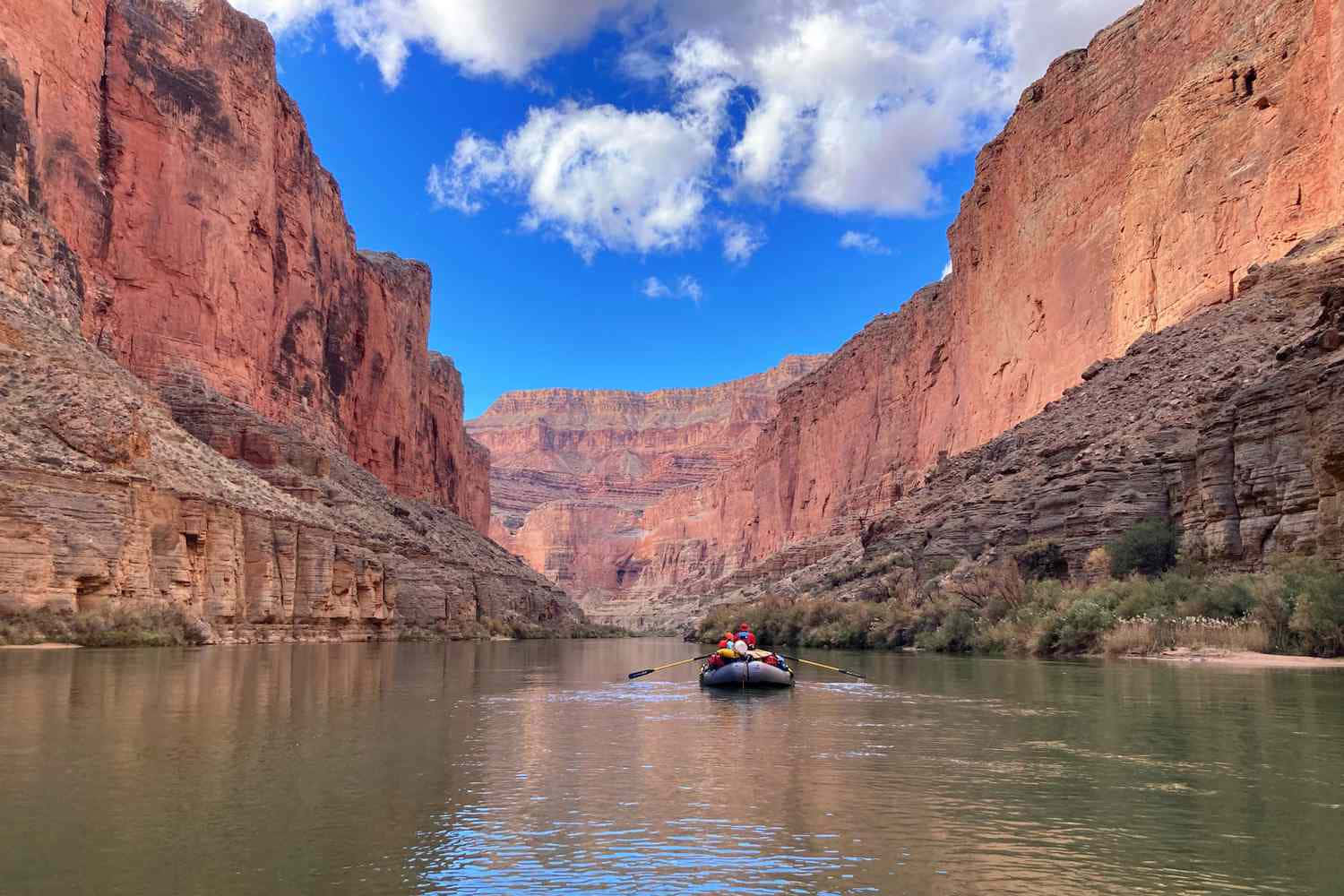 The Grand Canyon's South Rim, a breathtaking scene