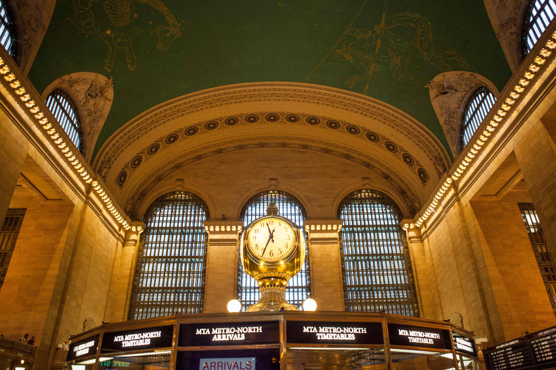 Grand Central Station Golden Clock Wallpaper