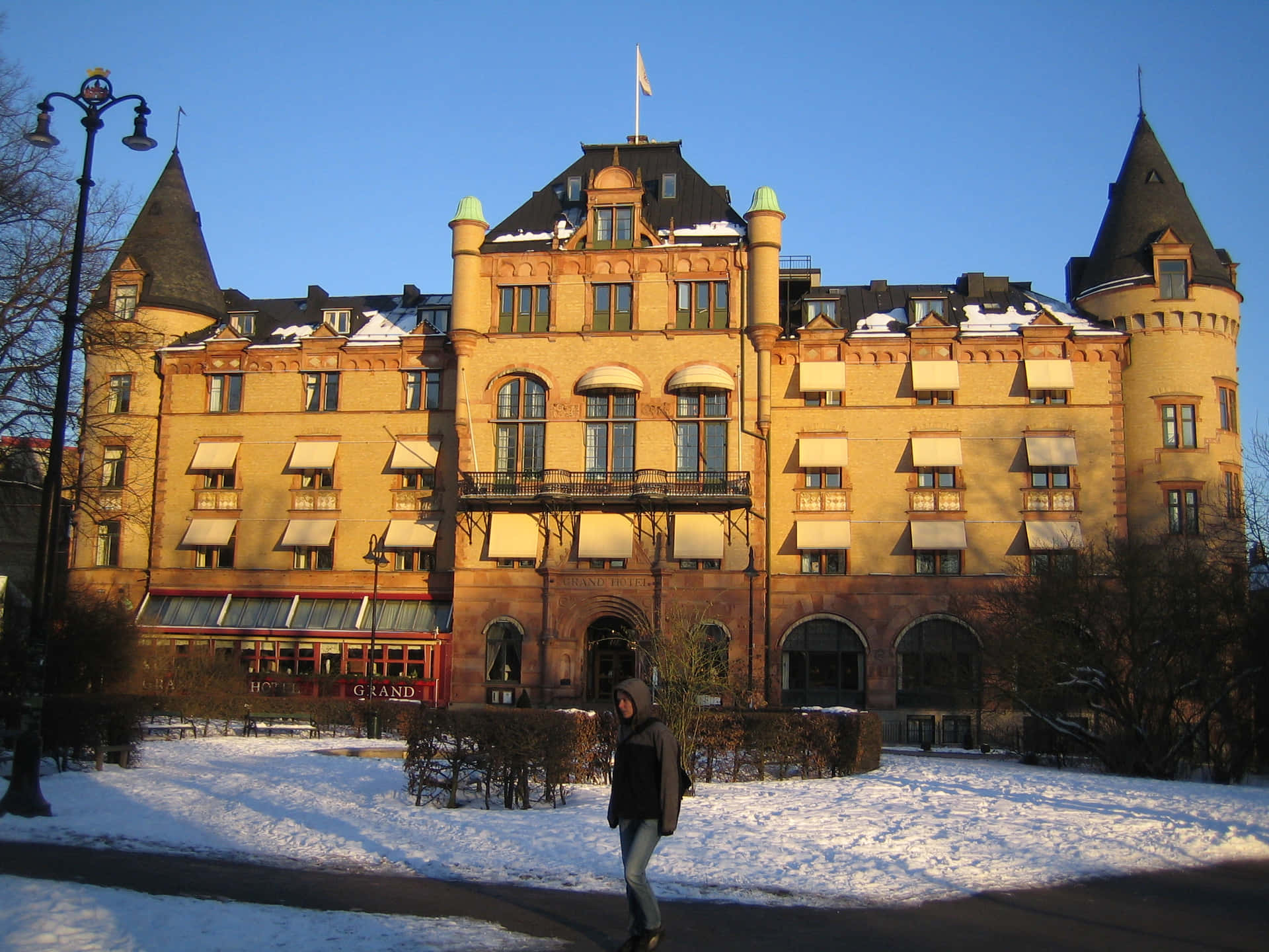 Grand Hotel Lund Winter Scene Wallpaper
