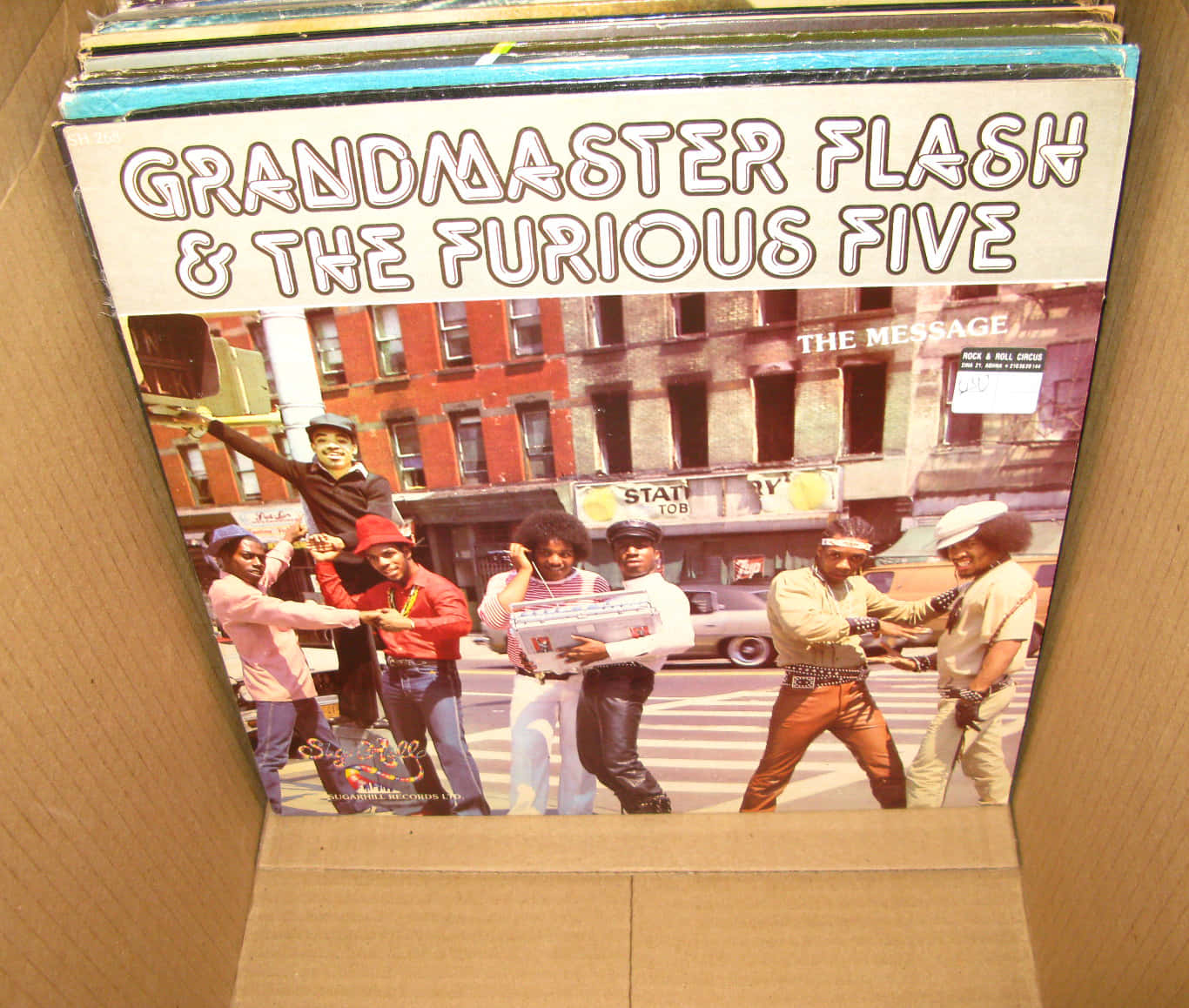 Grandmasterflash Und Die Furious Five Vinyl Wallpaper