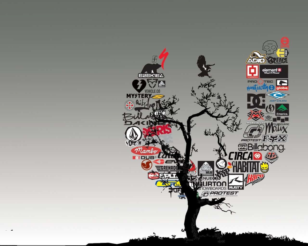 Ettræ Med Mange Forskellige Logoer På Det.