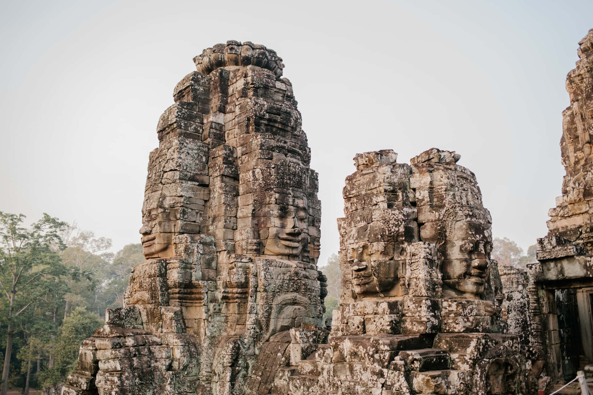 Estéticacinza Das Ruínas De Pedra De Angkor Thom. Papel de Parede