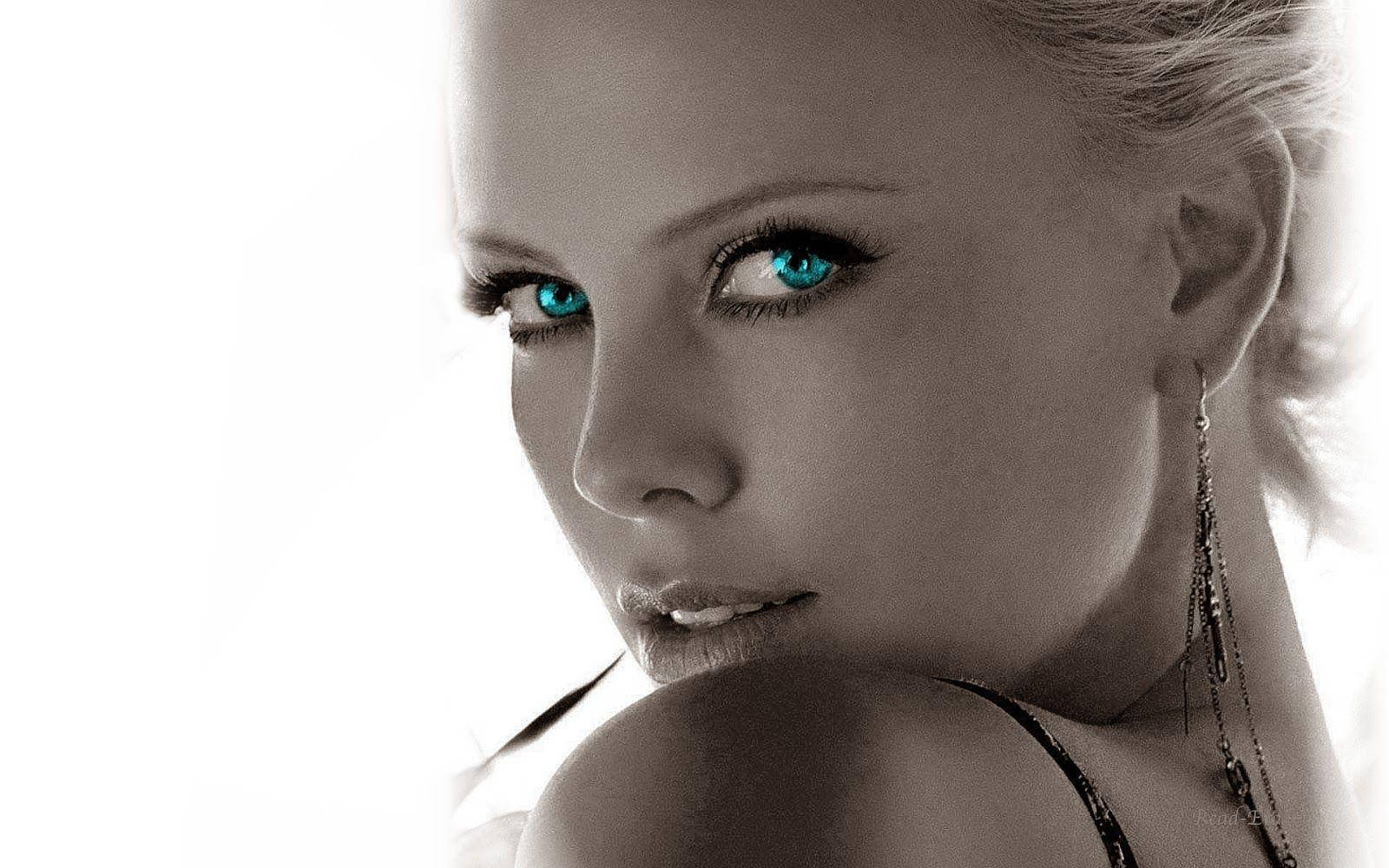 Gray Blue Charlize Theron Close-up