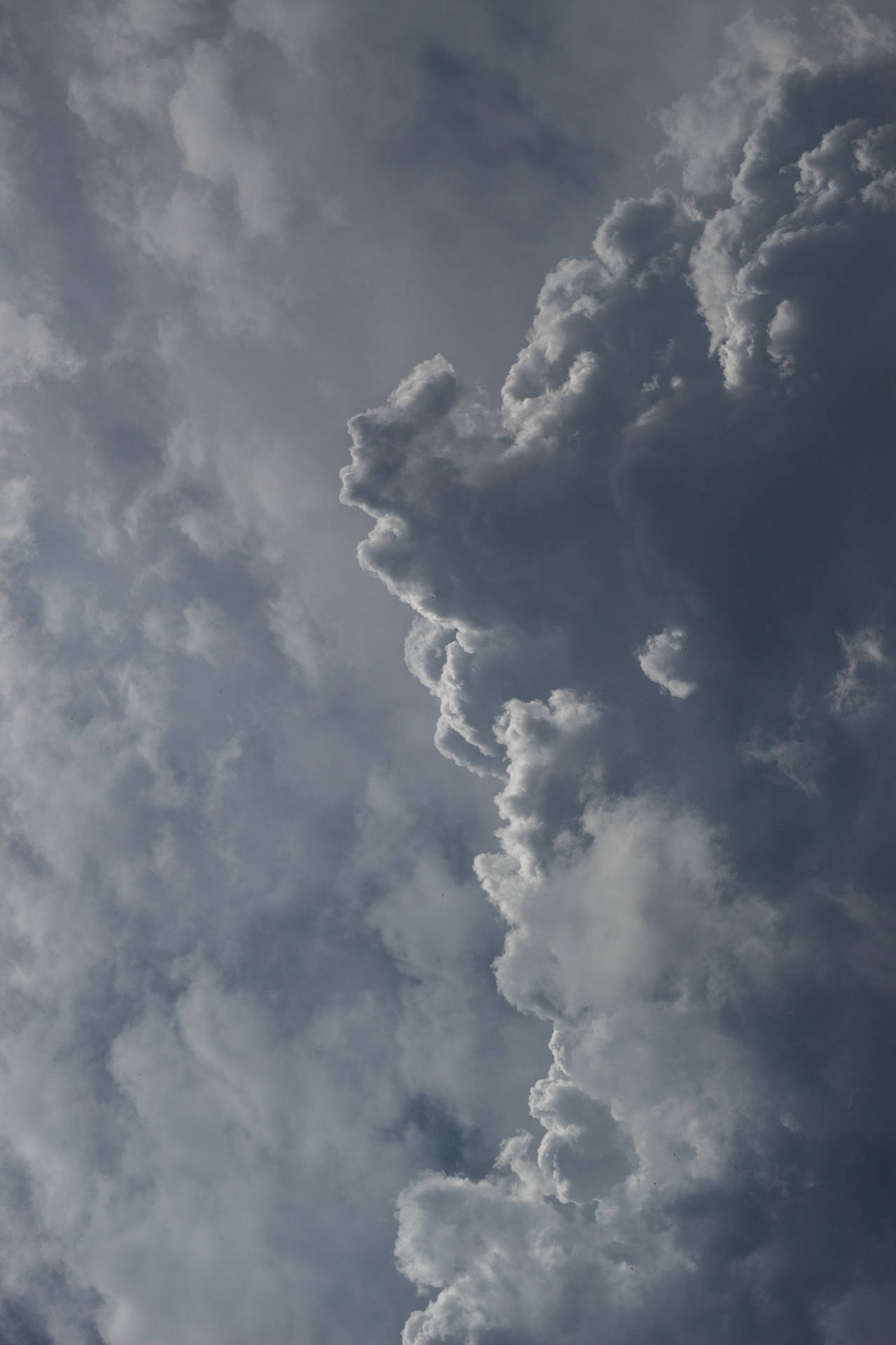 Grå Cloud Iphone Wallpaper