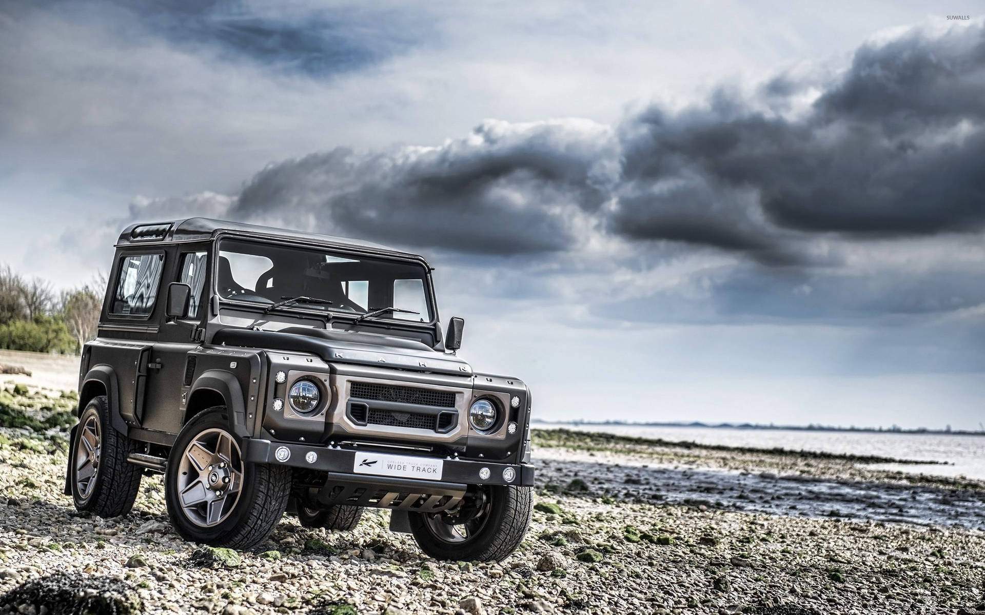 Gray Land Rover Defender Photography Wallpaper