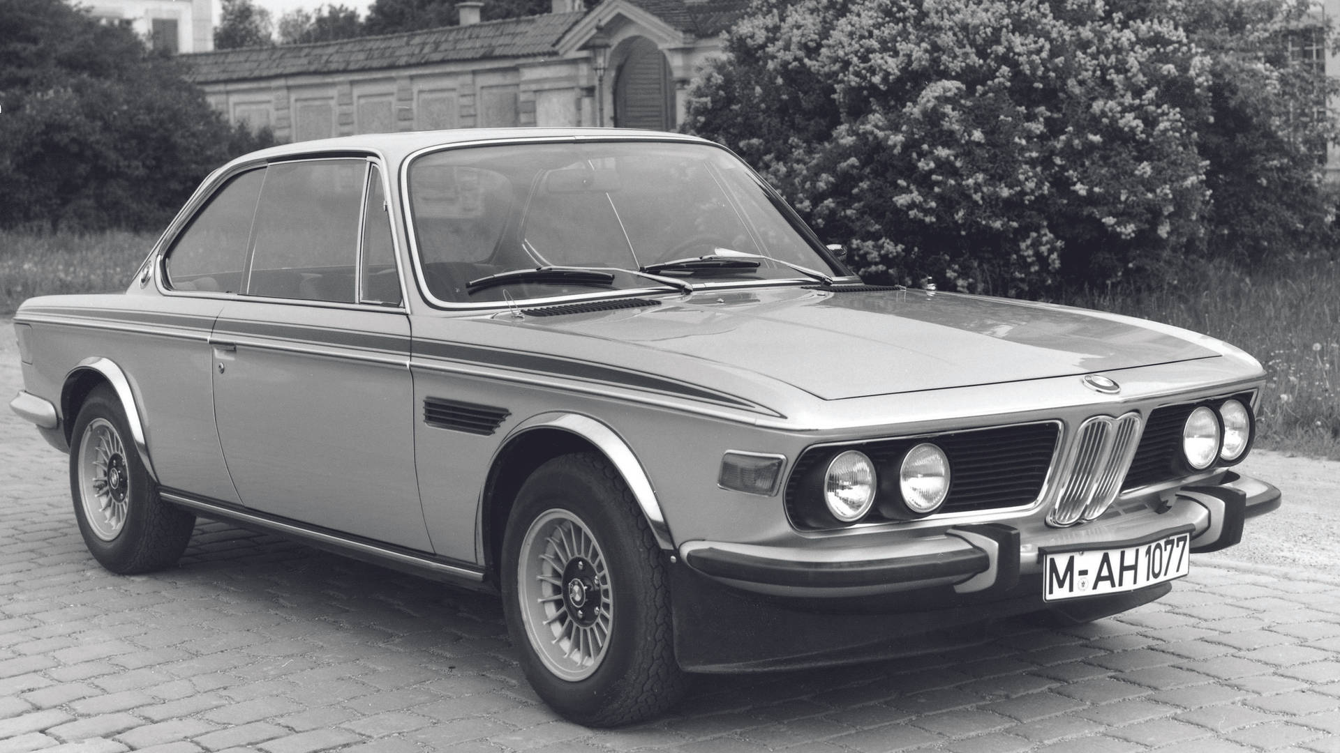 Grayscale Classic BMW Wallpaper