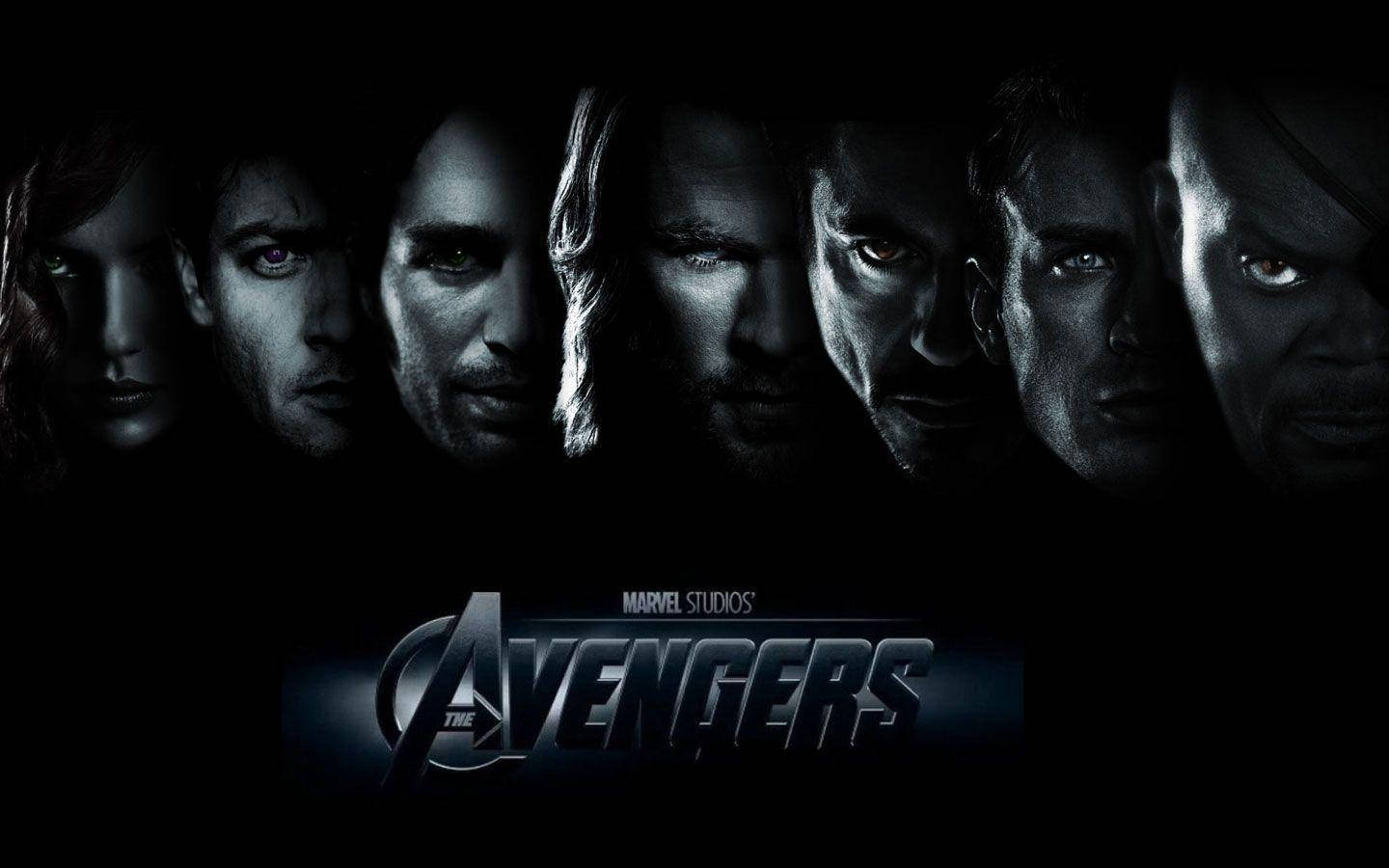 Grayscale Half-face Best Avengers Photo Wallpaper