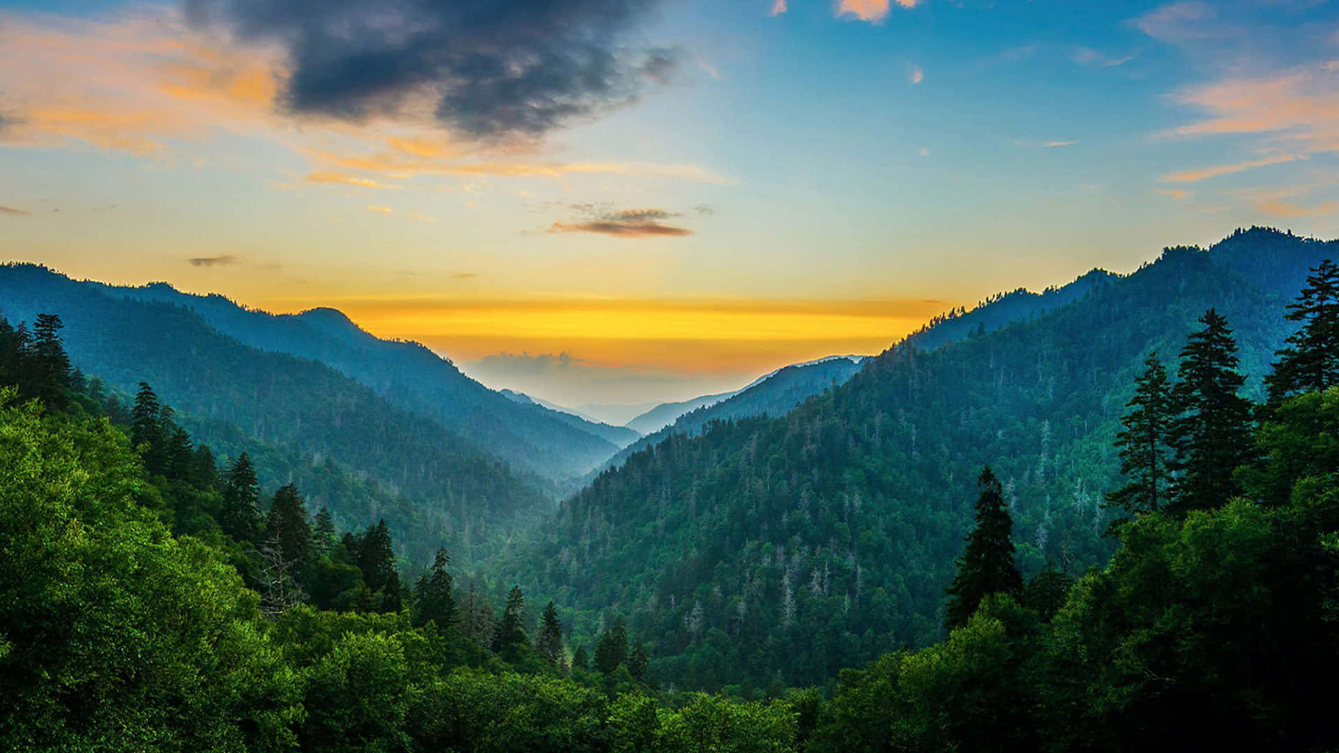Great Smoky Mountains National Park Lovely Sky Wallpaper