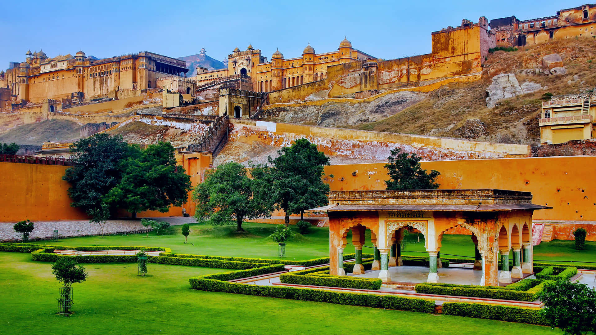 Great View Of Amer Fort Wallpaper