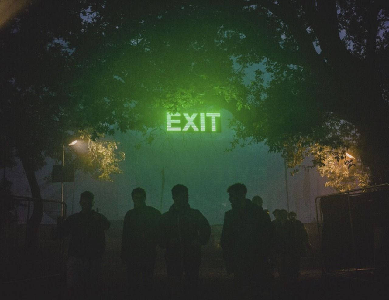 Green Aesthetic Tumblr Friends Exit Wallpaper
