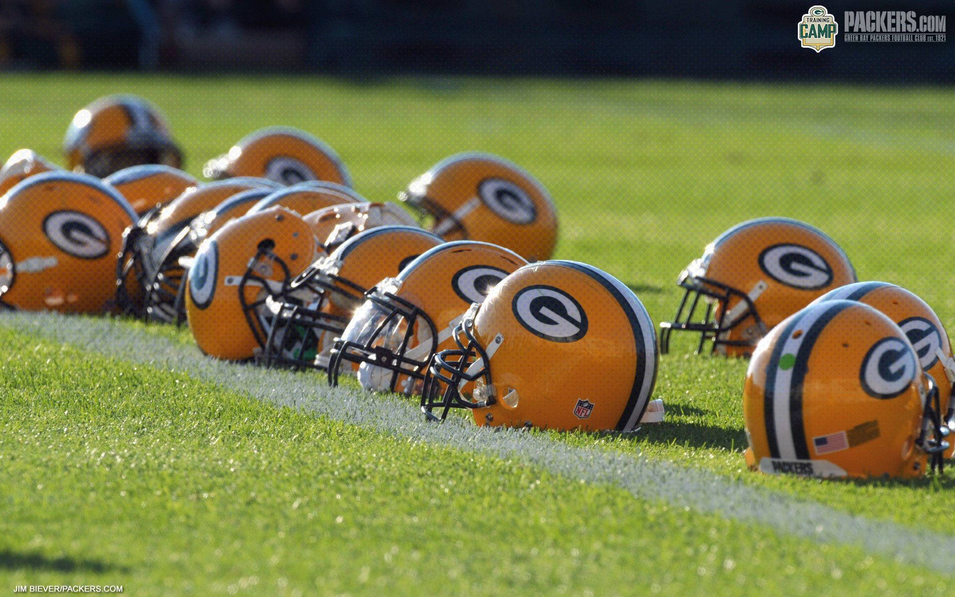 Green Bay Packers Football Helmets Wallpaper