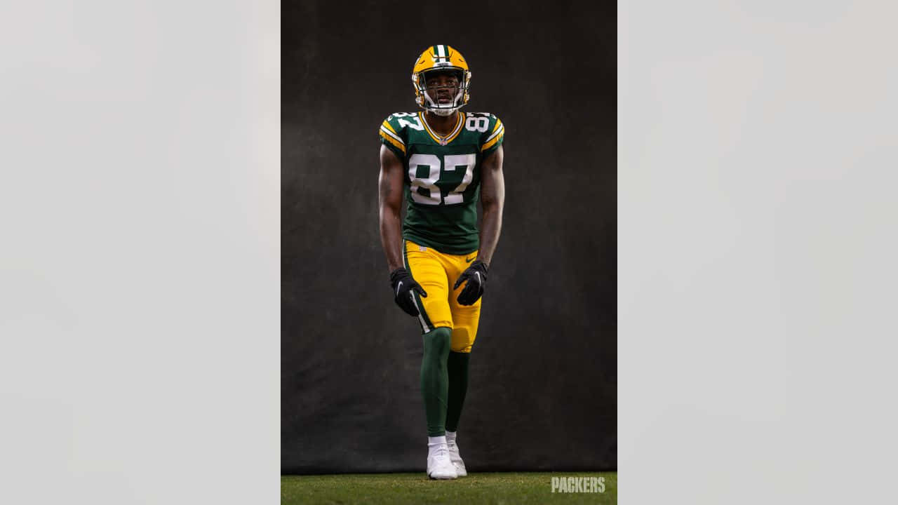 Green Bay Packers Player Portrait87 Wallpaper