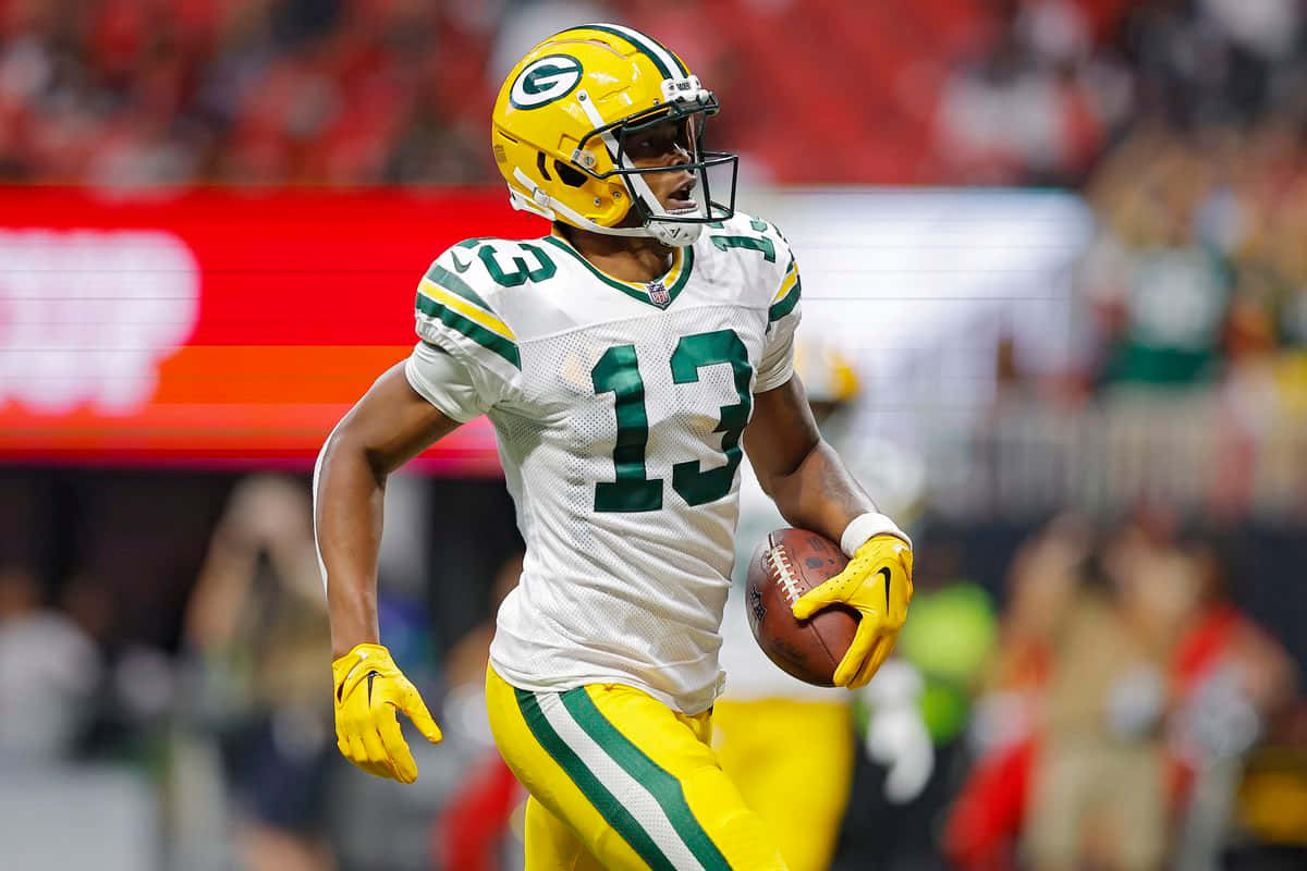Green Bay Receiver In Action Wallpaper