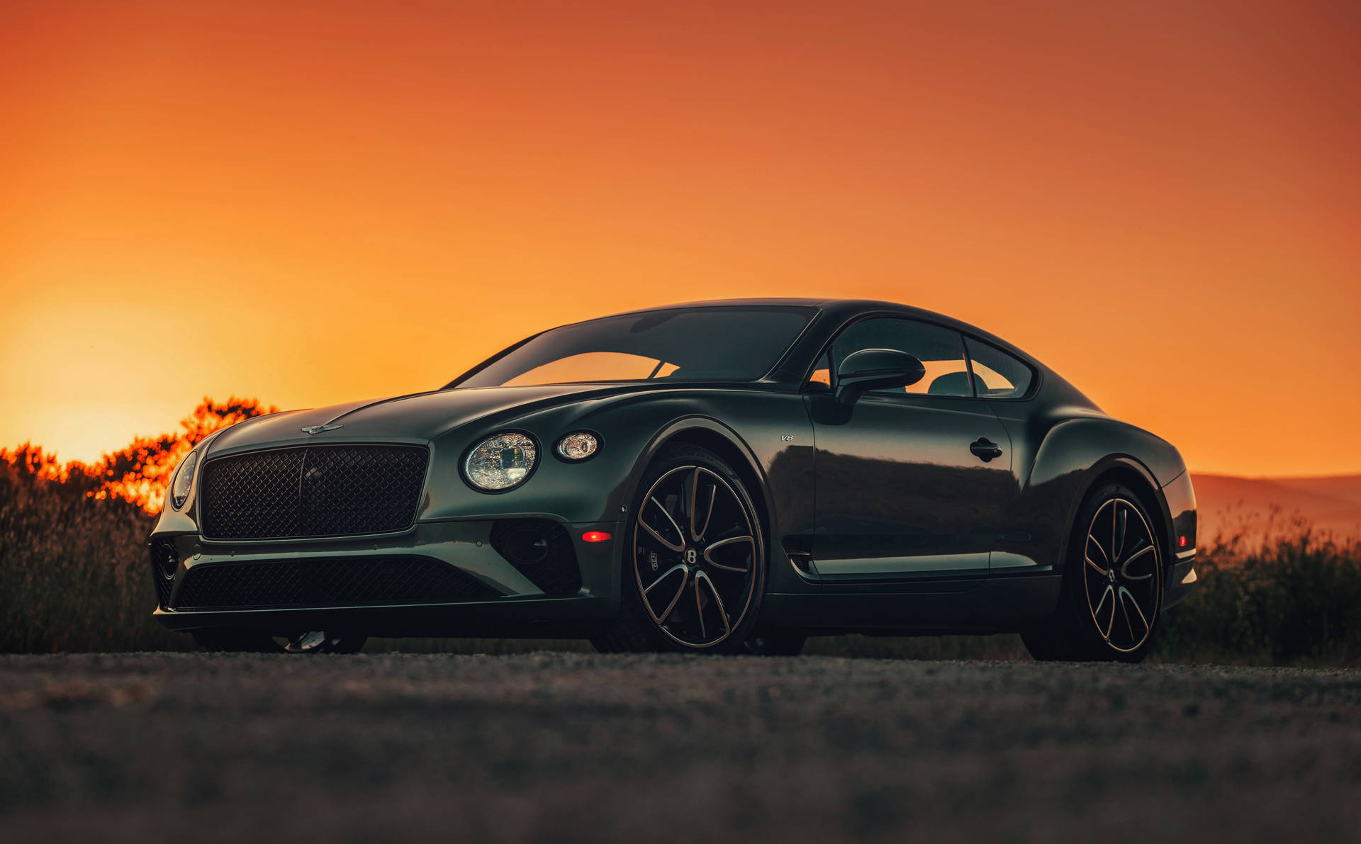 Green Bentley Cars Sunset Wallpaper