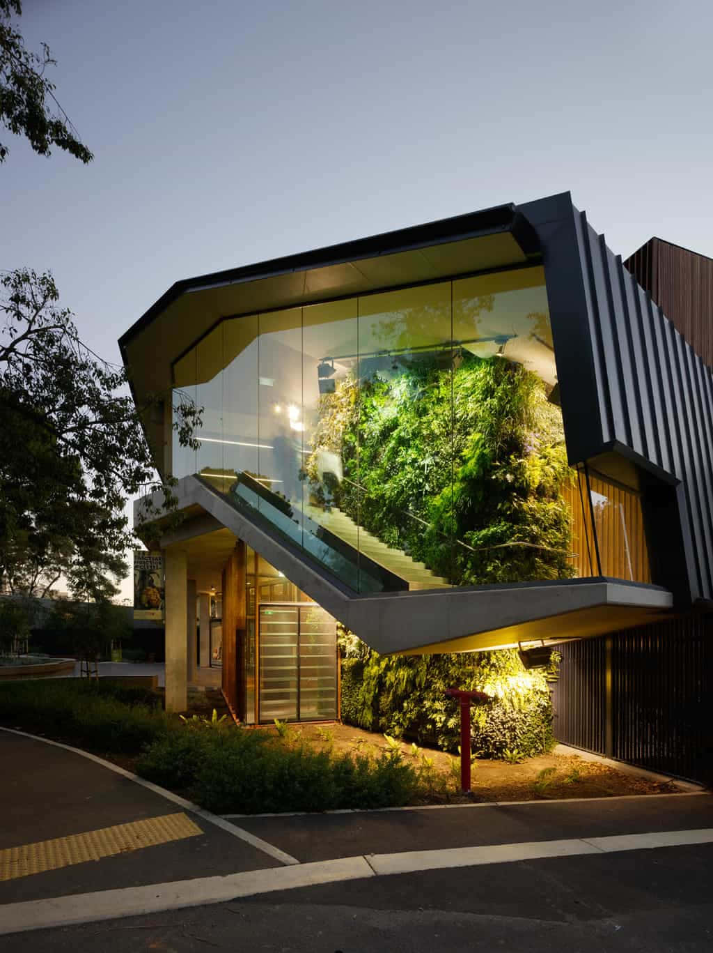 Arquitecturaurbana Sostenible En Una Ciudad Moderna. Fondo de pantalla