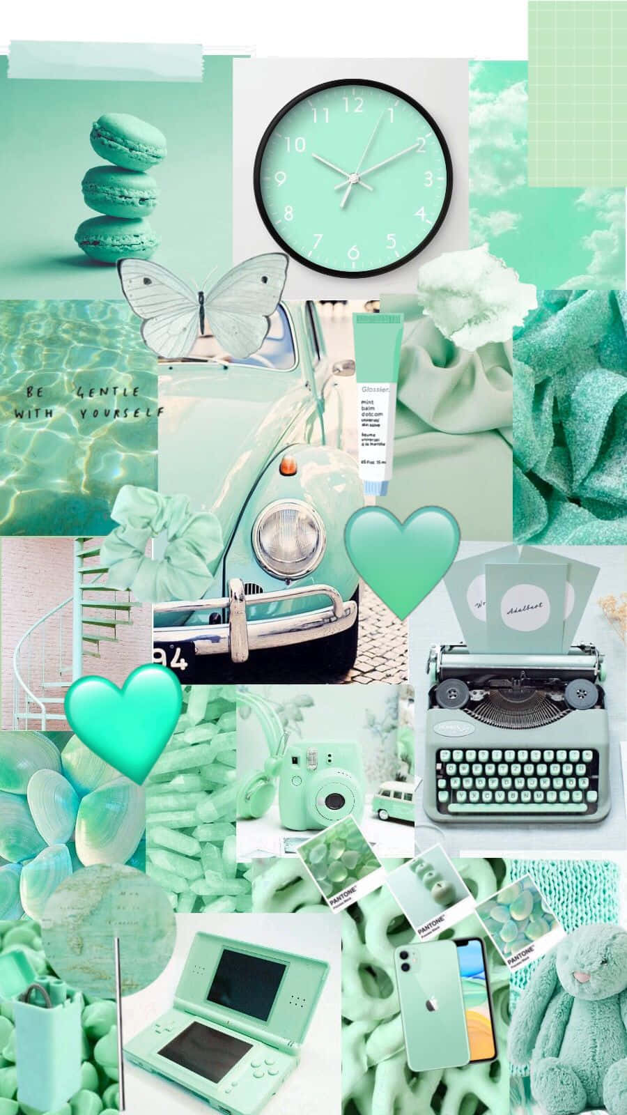 Relojde Collage Verde Máquina De Escribir Corazones. Fondo de pantalla
