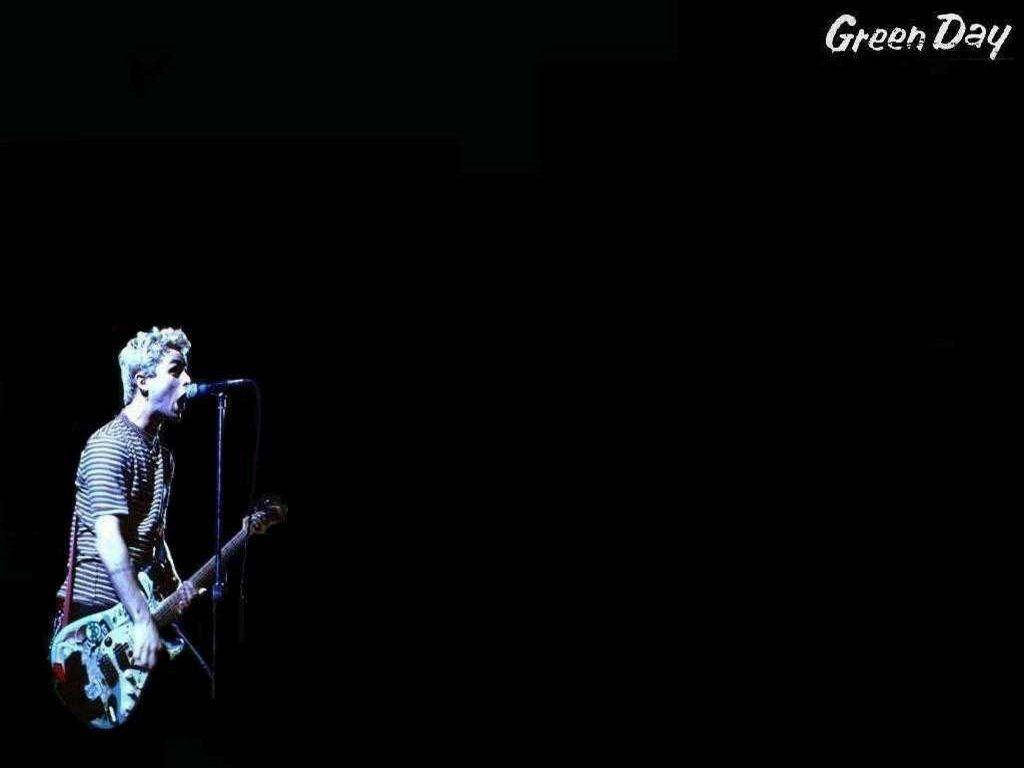 Green Day Billie Singing Wallpaper