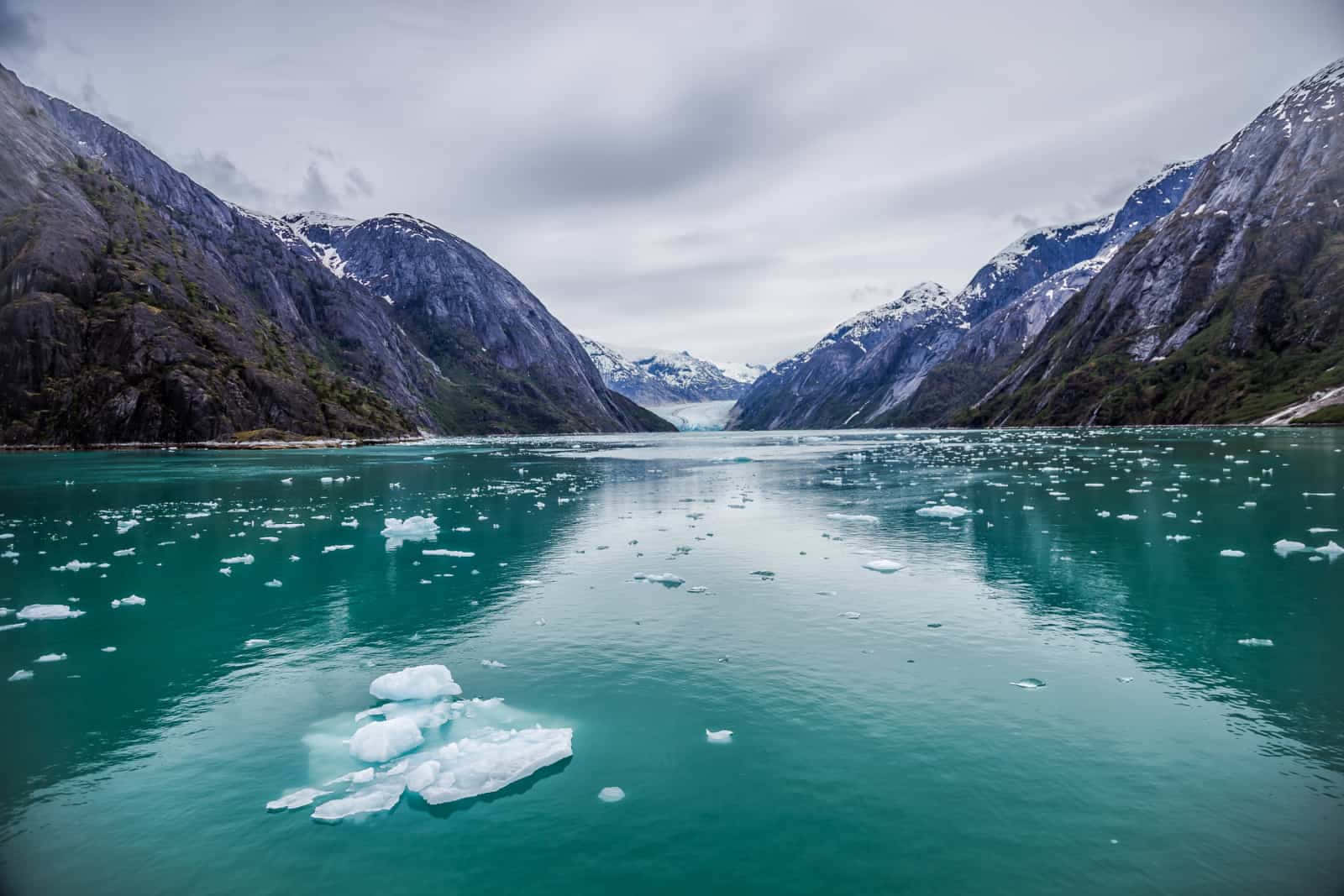 Glaciarhelado Verde Del Parque Nacional Glacier Bay Fondo de pantalla