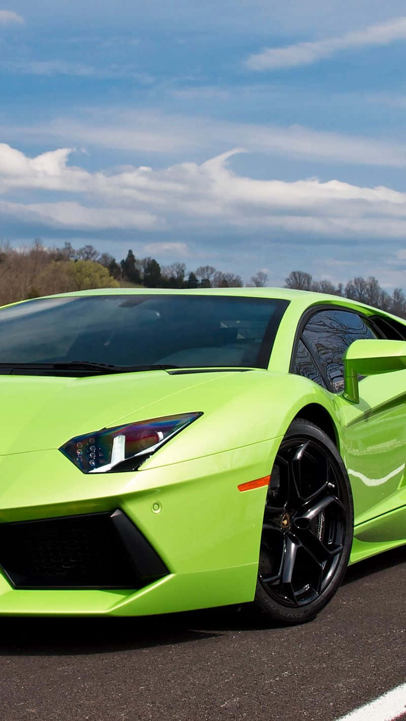Sfondoper Iphone Con Lamborghini Verde Sfondo