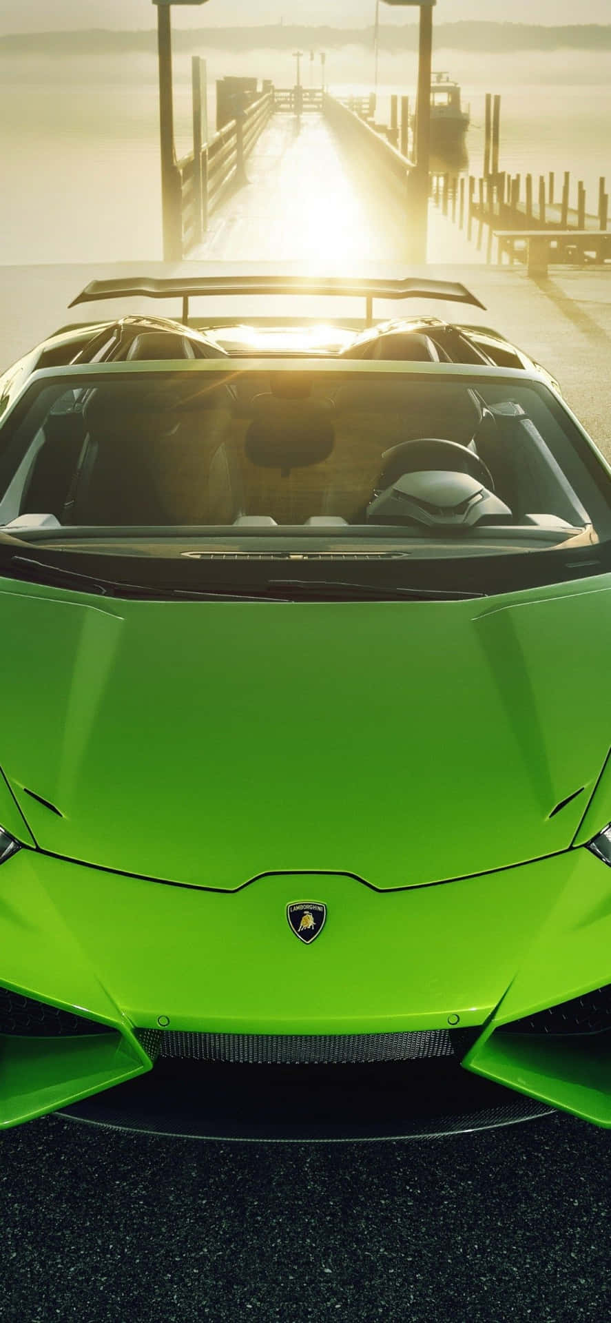Erreichensie Neue Höhen Mit Dem Limitierten Grünen Lamborghini Iphone. Wallpaper