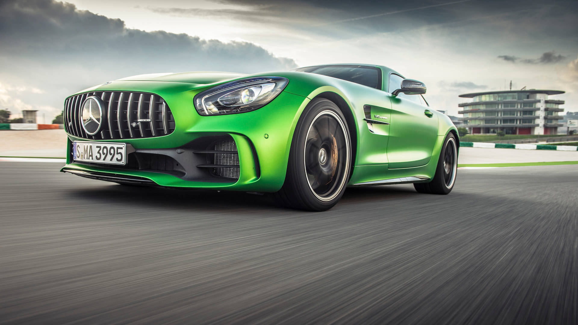 Green Mercedes-Benz AMG Speeding Wallpaper