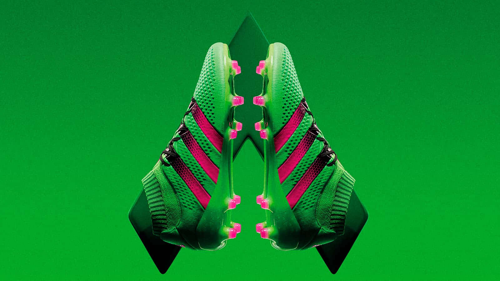 Groene_paarse_voetbalschoenen_symmetrie Achtergrond