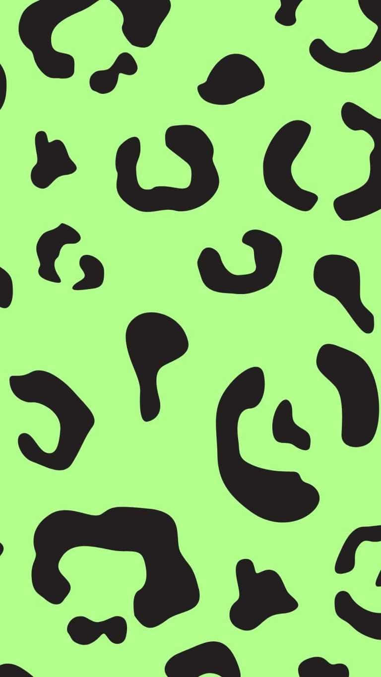 Green Preppy Leopard Print Pattern Wallpaper