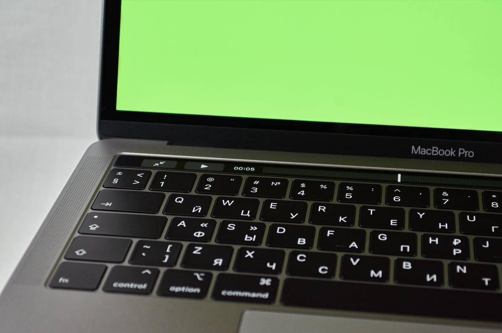 Green Screen Macbook