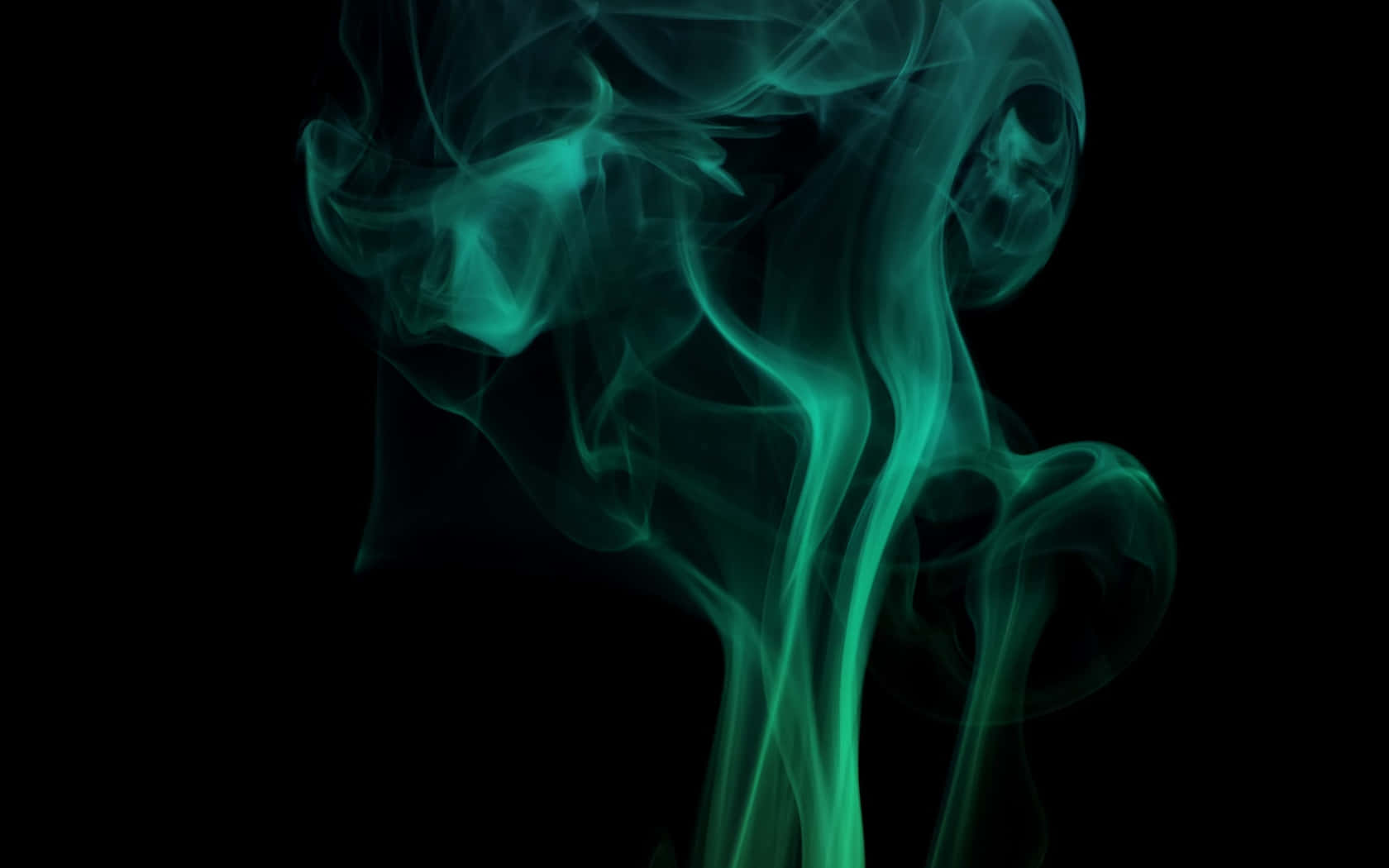 Smoke in green hues
