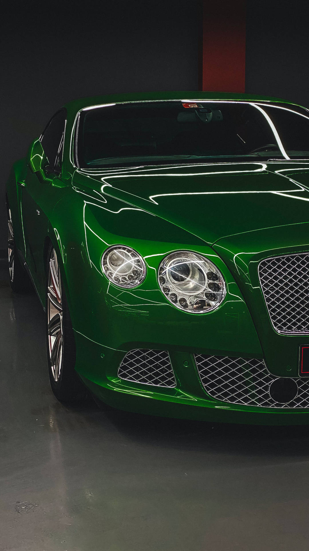 Grönsportbil Bentley Hd. Wallpaper