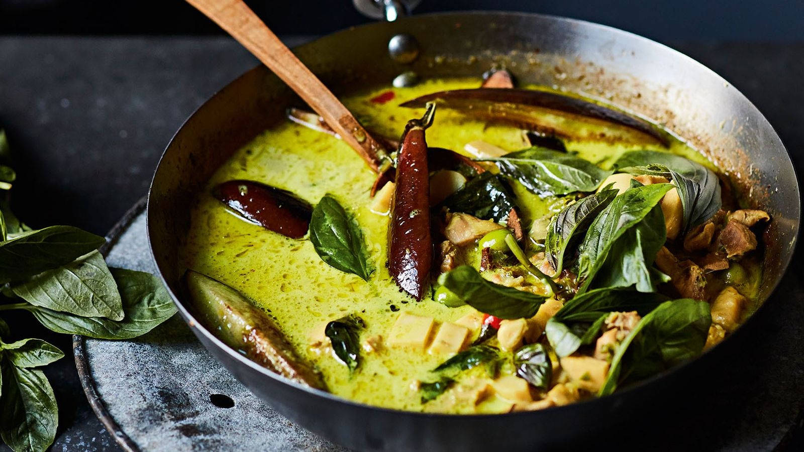Mouthwatering Green Thai Curry With Eggplants Wallpaper