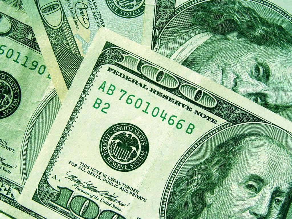 Green-Toned 100 Dollar Bill Notes Wallpaper