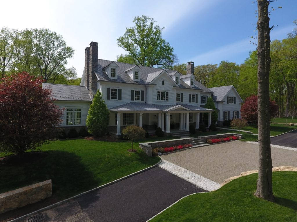 Greenwich Ct House With Front Yard Wallpaper