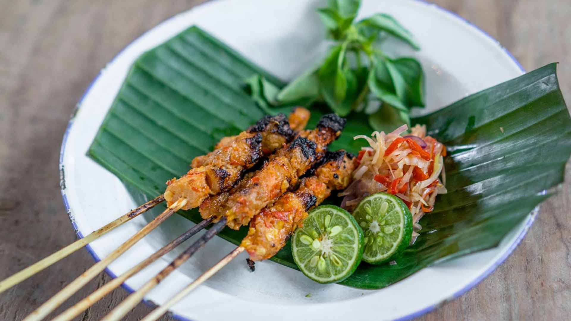 Grilled Chicken Satay With Pickled Papaya Relish Wallpaper