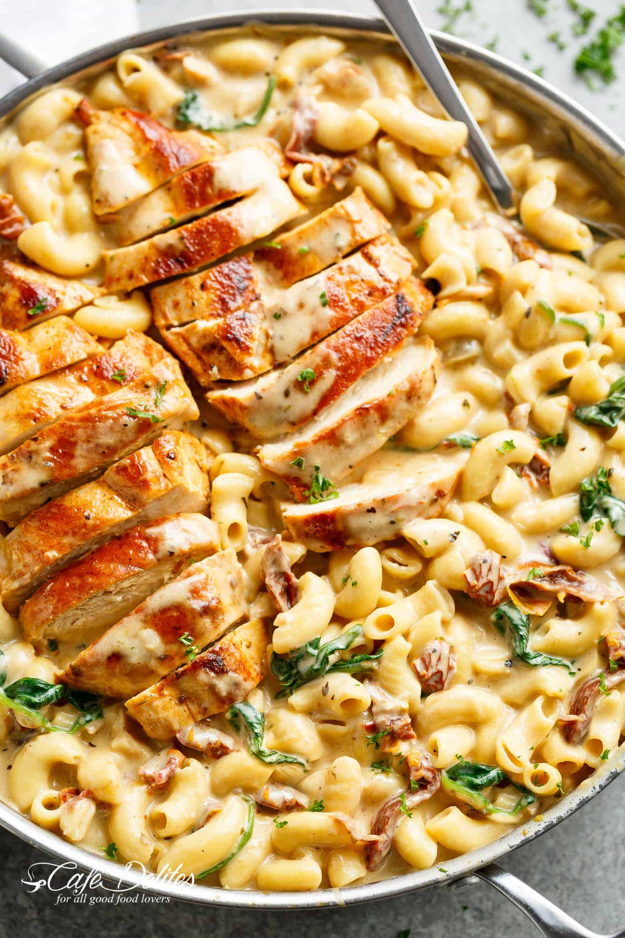 Grilled Chicken With Mac And Cheese Wallpaper