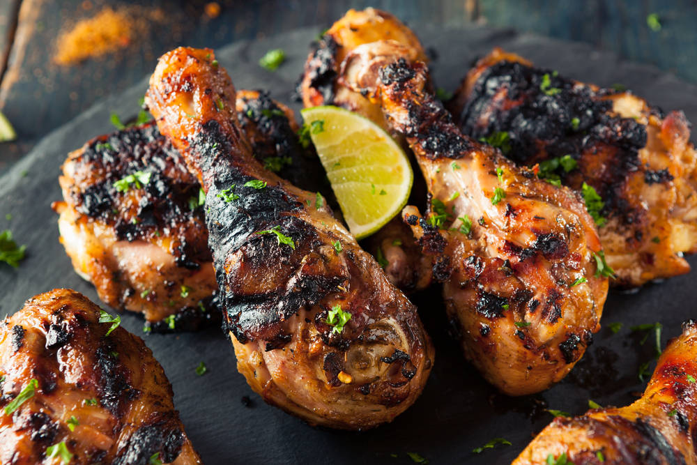 Exquisite Grilled Quail with Lime Slice Wallpaper