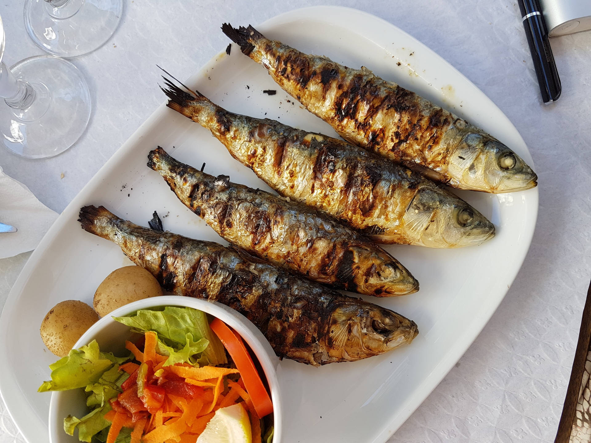 Grilled Sardines On A Plate Wallpaper
