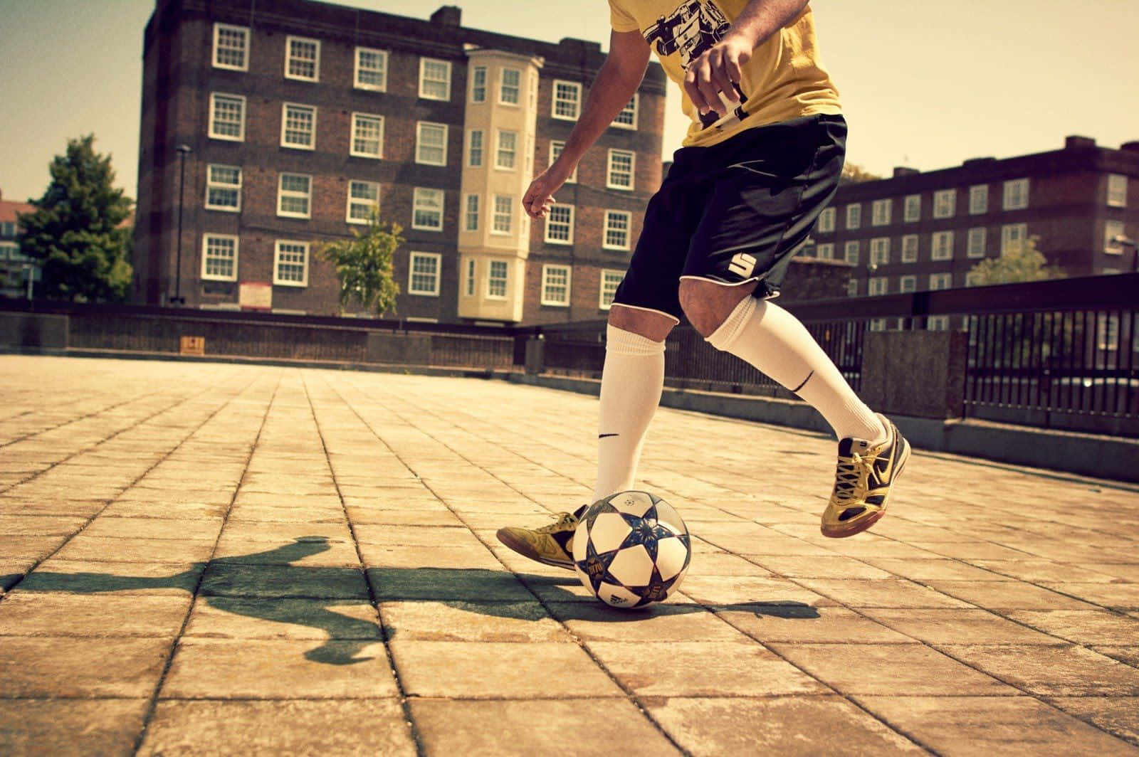 Grit And Glory - Amateur Street Soccer Wallpaper