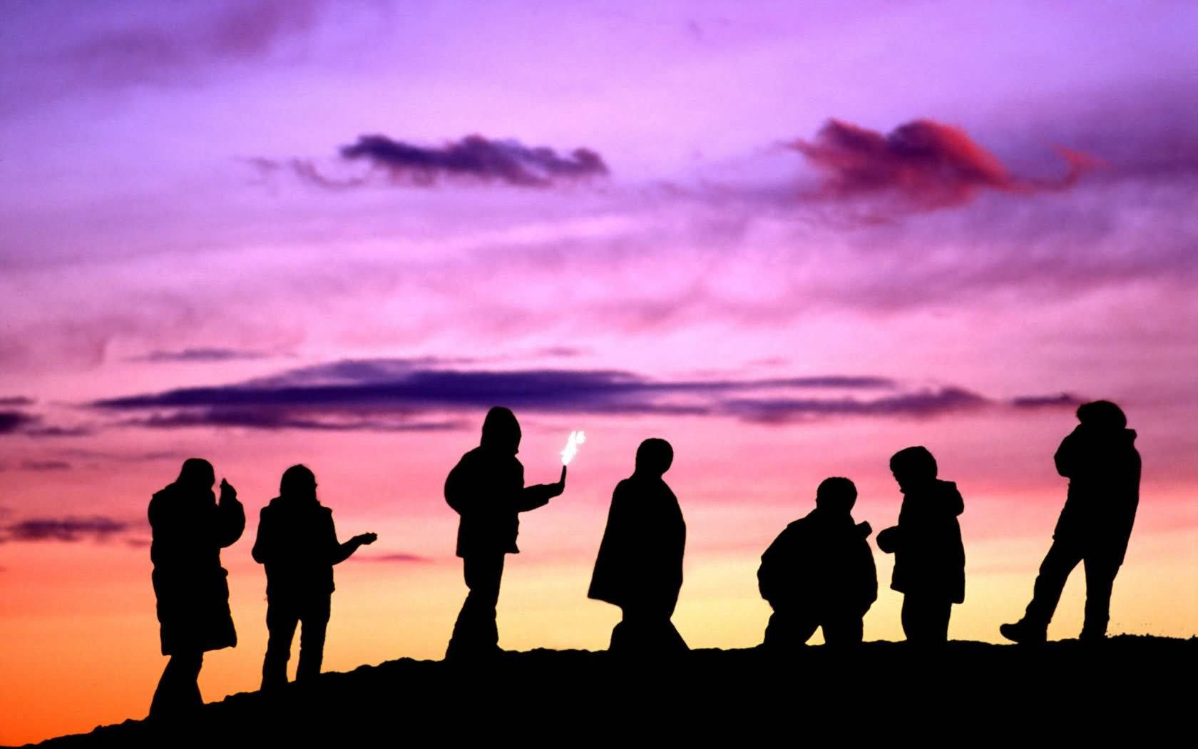 Group On Mountain Purple Aesthetic Sky Wallpaper
